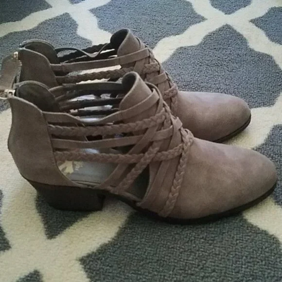 Fergalicious Braided Ankle Booties Size 8.5 New - Picture 5 of 9